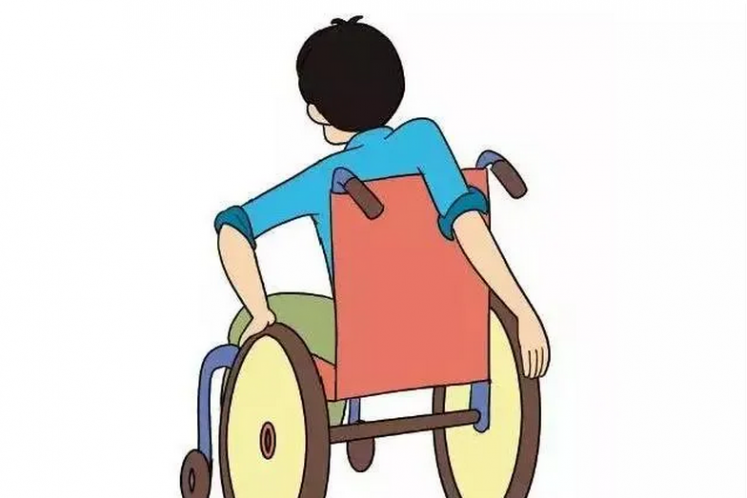 推轮椅竟然还有这些技巧？