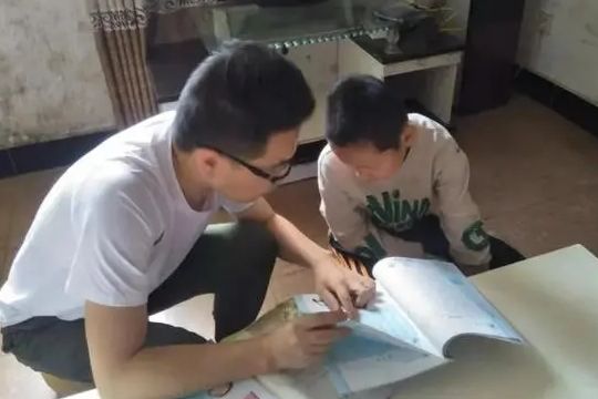 援川教师送教上门，东西协作情暖人心