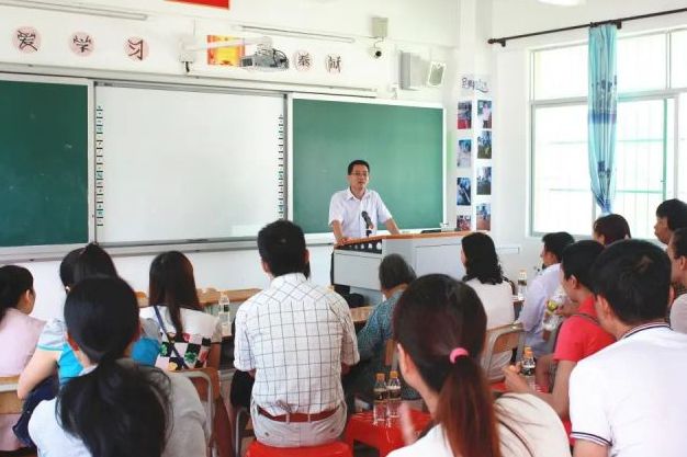 儋州市特殊教育学校校长邢琼杰：为特殊孩子撑起一片天空